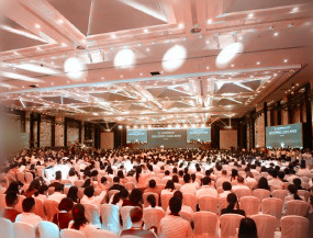 企业年度市场报告发布会